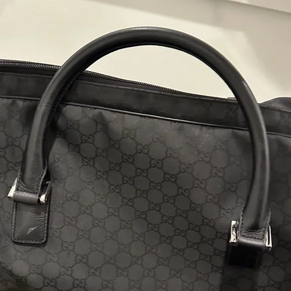 Gucci Signature Black Duffel Bag - Picture 2 of 6